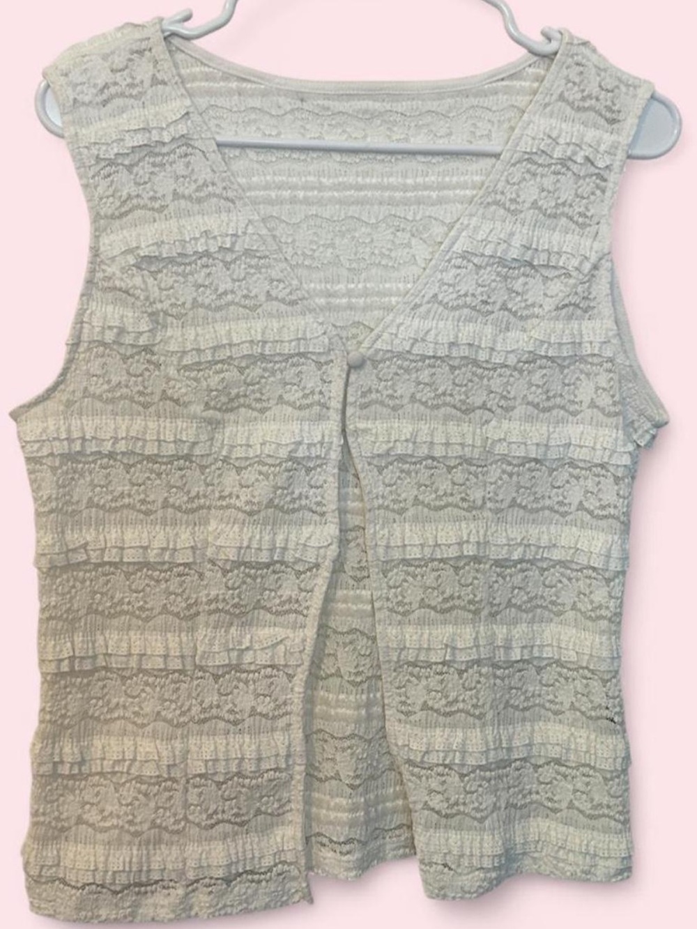SHEIN Cream Lace-Trim Sleeveless Button Tank